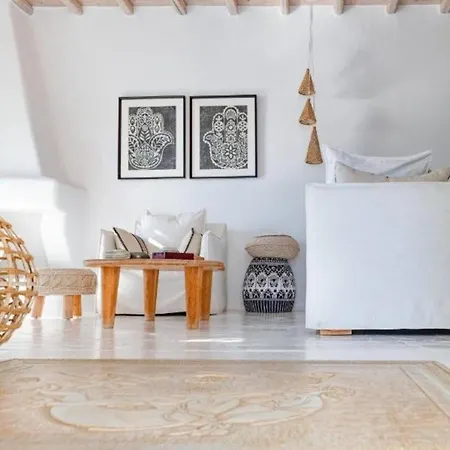 White Rock & Houlakia (Mykonos)