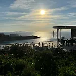 White Rock & Hulákia