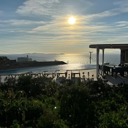 White Rock & Houlakia (Mykonos)