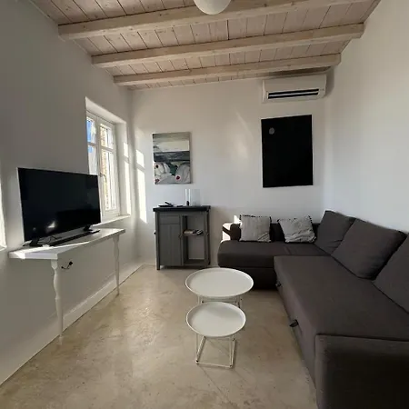 White Rock & ホテル