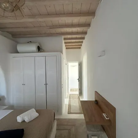 White Rock & Houlakia (Mykonos)