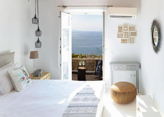 White Rock & Hotel *